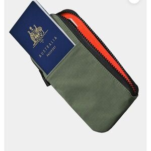 Alpaka Zip Card Pouch Army Green Travel Passport Wallet Gorpcore Mens Women's